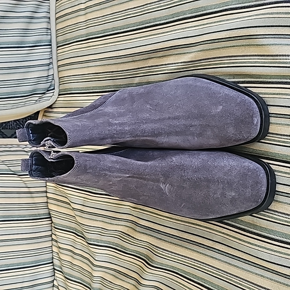 Aquatalia Carisa Gray Short Boot Size 9. - Picture 5 of 10